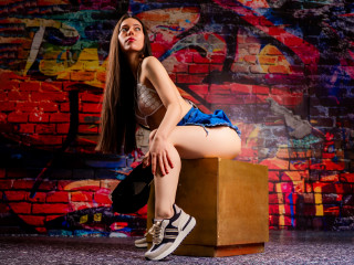 Alter: 25 / Stier - Alter: 152 / normal - Geschlecht: weiblich - Ausrichtung: bisexuell - Haare: schwarz / lang - Piercing: keins - bewebmaster-Alter: B - Hautfarbe: schwarz - Augen: schwarz - Rasur: vollrasiert